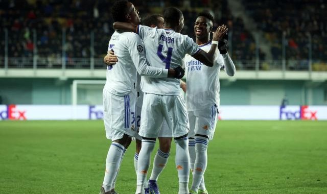 半岛体育官网-【欧冠】阿拉巴克罗斯本泽马破门 皇马3比0警长出线