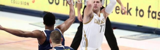 半岛体育官网-077难挽独行侠三分下滑颓势 想反弹还得约什救场